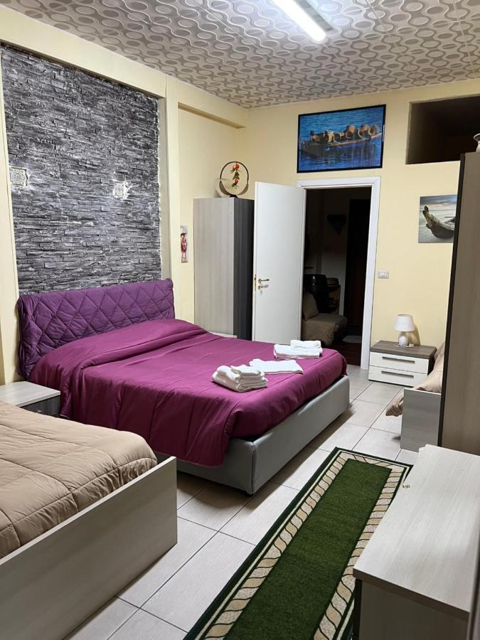 Apartment Golden Dreams เรจโจ ดี คาลาเบีย ภายนอก รูปภาพ